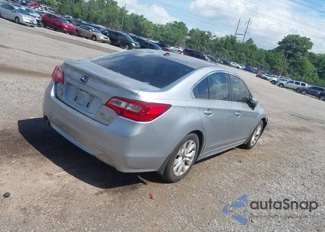 2016 Subaru Legacy 2.5I Premium z USA, uszkodzony, nr VIN 4S3BNAC63G3055535